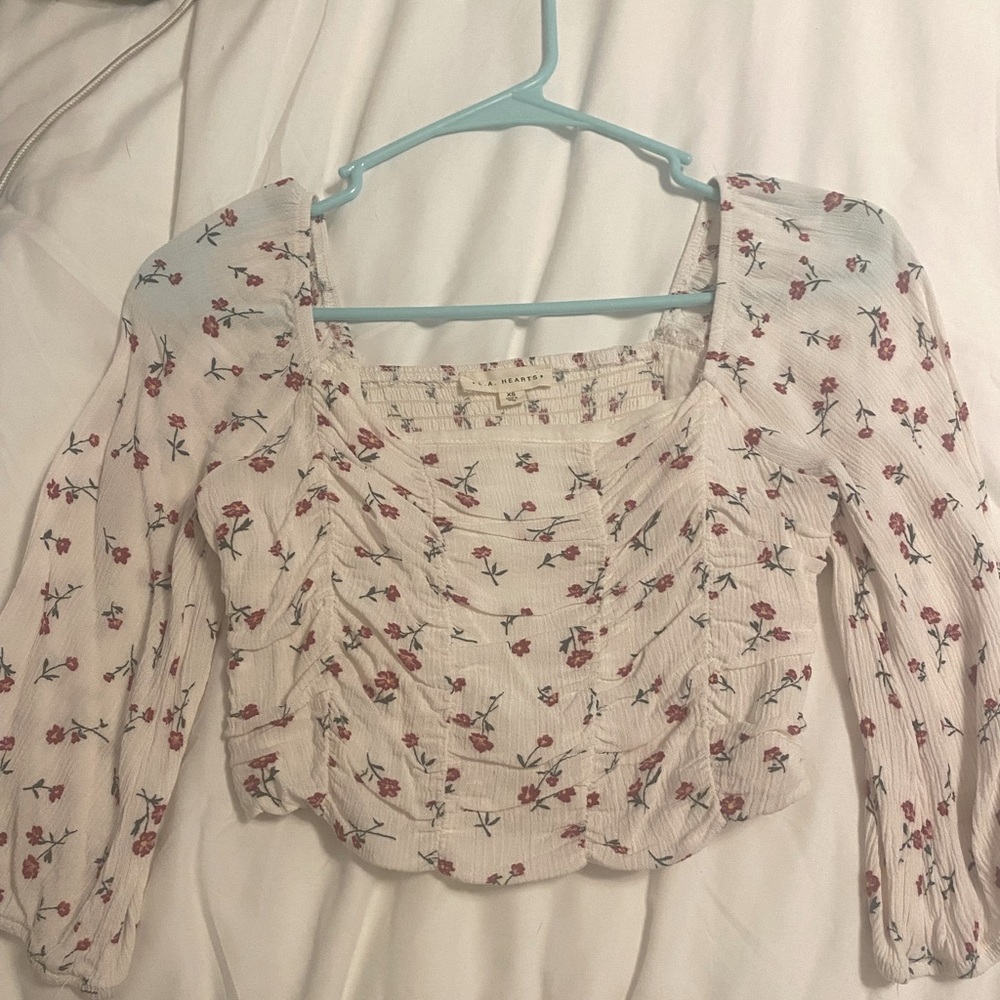 Pacsun blouse with a floral pattern
